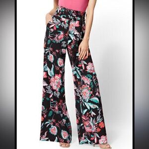 Vibrant Floral Print Wide-Leg Trousers